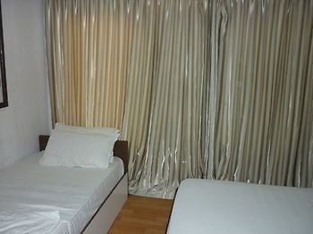 Batuta Maldives Surf View Hotel Thulusdhoo Luaran gambar